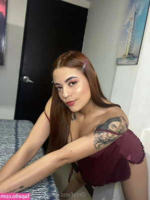 iamvalentinafox - Waiting for you to come home from work so you can fuck the shit outta