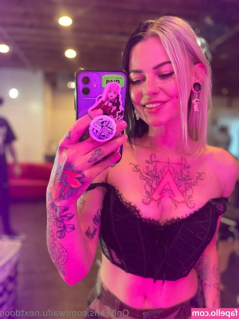 waifu.nextdoor [ waifu-nextdoor ] - 🌏 If you had the opportunity to choose a place to live, what would