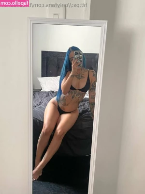theevashtii - 💙SALE💙 Get 50% off on my VIP page right now for a limited