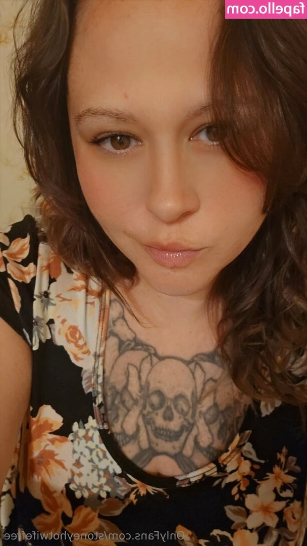 stoneyhotwifefree - Tip this post and I ll send you a video of me playing as soon as I