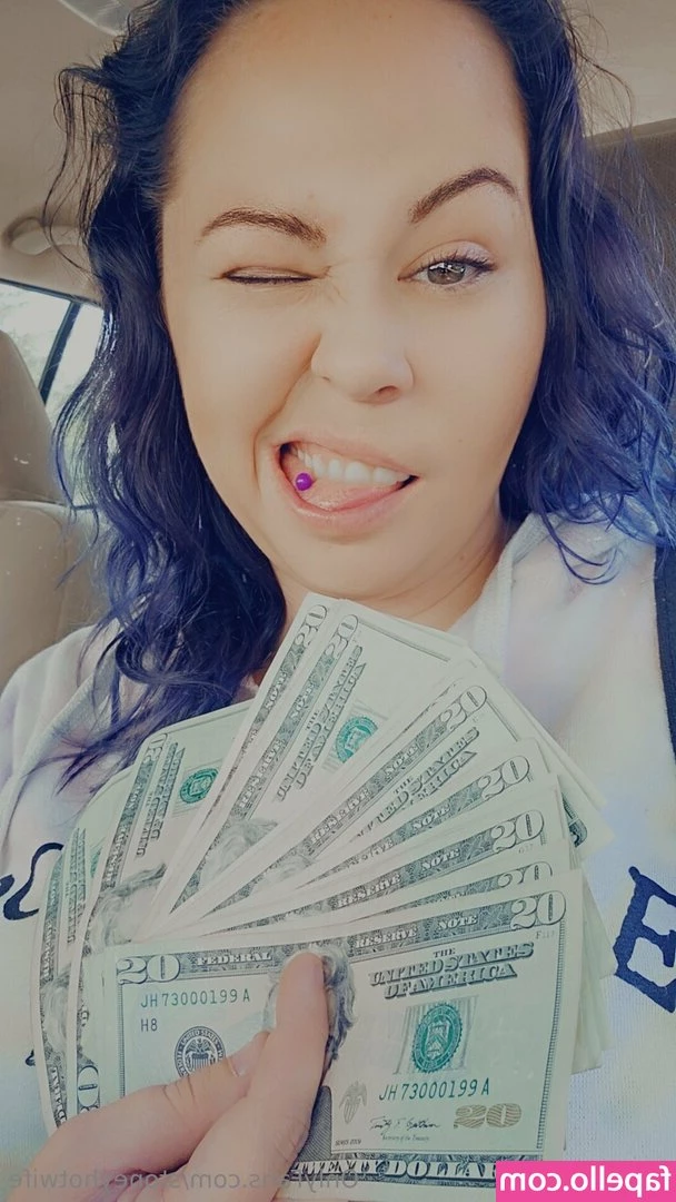 stoneyhotwifefree - Do you like peaches