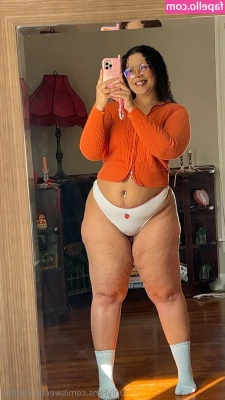 sweetie.cheeks [ sweetie-cheeks ] - Want to see me make all 12  disappear  DM me for the video