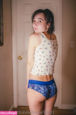 kitty_kaya1 [ kitty-kaya1 ] - VIP  3  larinhafoxy FREE    larinhafree Brazilian brunette who loves