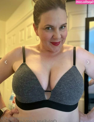 milliemay69 - Just casually trying a thong...