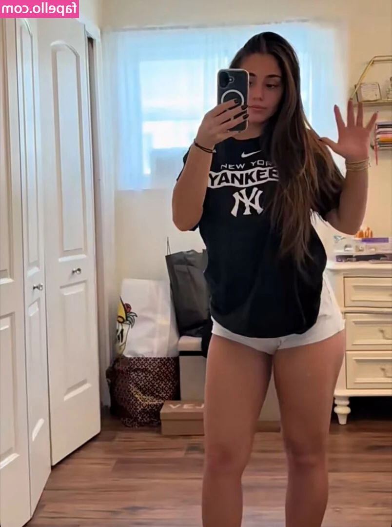 Sam Russo [ sam-russo-1 ] - Naughty Olivia.......  Never change! 🔥🔥🔥😈😈