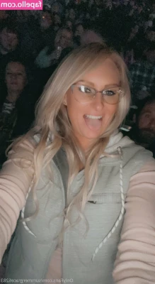 summergrace83 - Put your back into it... put your ass into it!