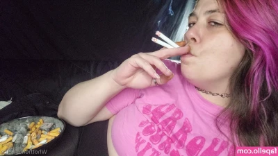 whothefkis.alice [ whothefkis-alice ] - iamotterpop  s cock was so thick it made my eyes so watery  What a
