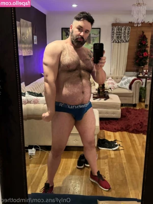 himbotheo - Typically I'll hit the gym 6 days a week. There's no excuse when its