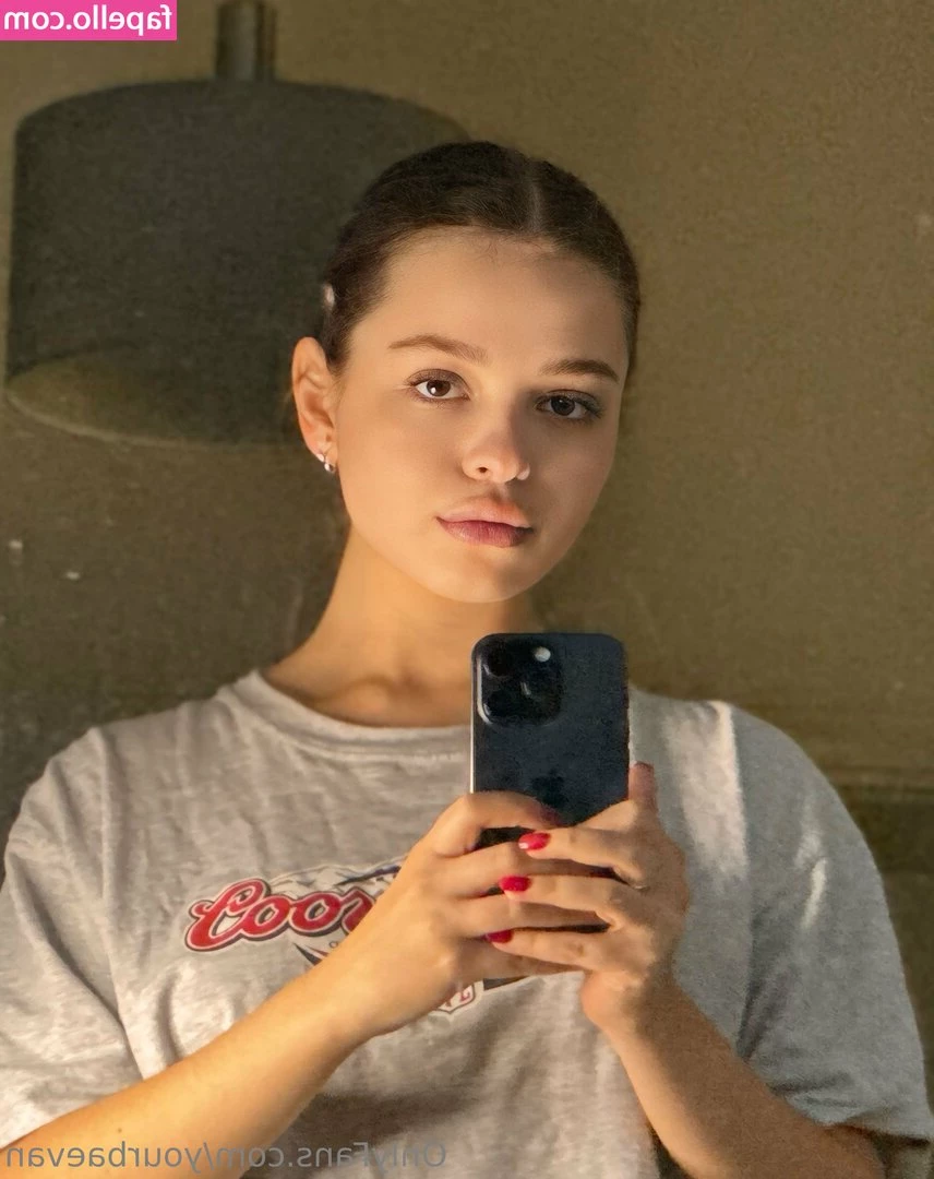 yourbaevan - Like ALL my posts for a free naughty video