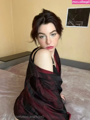 bluemixmila - 19 years old 🤤 my pure Collagen 😈