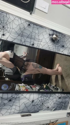 featheredsparrow - Do you like my ass baby? 🍑✨