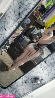 featheredsparrow - Hola papi  he sido una chica mala