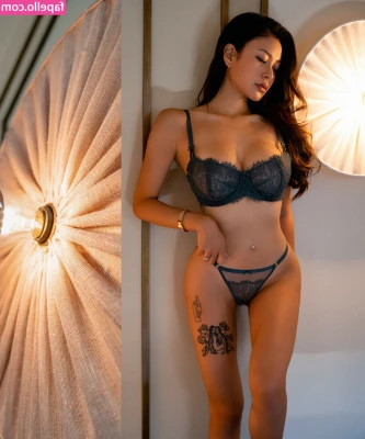 RaeLilBlack - I WANTED THEM OFF 👅