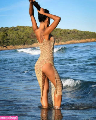 Kiana.pix [ kiana-pix-1 ] - I felt horny because  bubblebuttb69 and  mamilolax have been