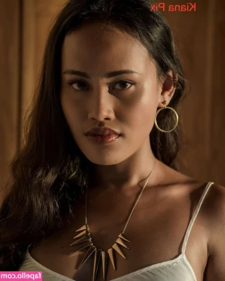 Kiana.pix [ kiana-pix-1 ] - Care to come feel my touch  babe