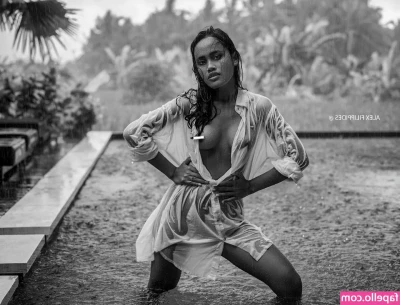 Kiana.pix [ kiana-pix-1 ] - I want to suck and fuck some new cock so bad  So wet and horny all