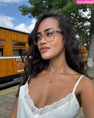 Kiana.pix [ kiana-pix-1 ] - daddy let me know what your fantasy 👄😈🍆🍑