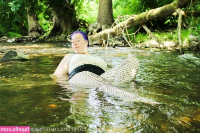 marelymermaid - I just wanted to thank y’all for being the nicest group of fans