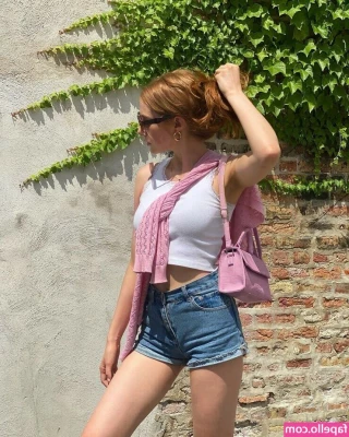 Madeline Ford [ madeline-ford ] - Pretty light and pretty CK! With @carolynbby