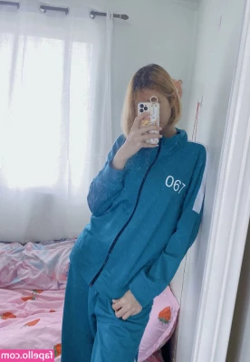 Kura Onee-san [ kura-onee-san ] - Holi  Qué calor  por eso me puse un outfit fresquitooooo   si fuera