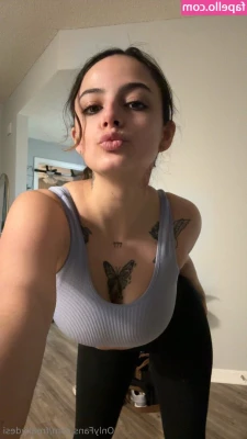freakydesi - Wanna see how I sunbath topless at the beach