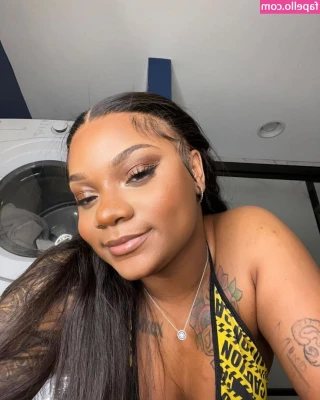 Riiah.Rosae [ riiah-rosae ] - Drop a   if you like what you see