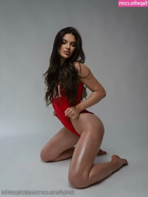 selena_mills [ selena-mills ] - come chat with me  I m bored   pkay spin the wheel part 1