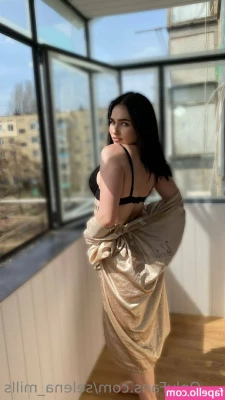 selena_mills [ selena-mills ] - I want to spread my legs for you my sweet
