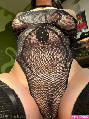 thecherrybxmb - For my feet lovers
