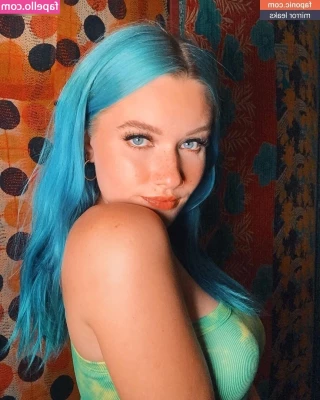 Annalise Mahanes [ annalise-mahanes ] - It's the love shack baby 😘