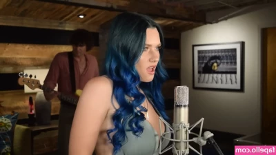 Annalise Mahanes [ annalise-mahanes ] - Wanna feel?