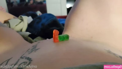 lydialuxyfree - Showing you my boobs always makes me smile