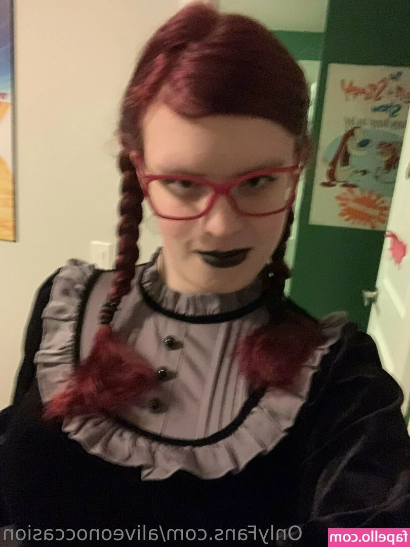 aliveonoccasion - yes Mistress  I obey
