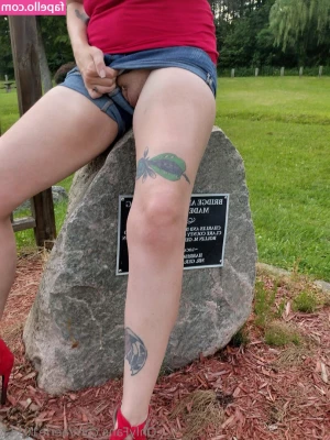 aerie10111 - Some shots from my naked walk park adventure