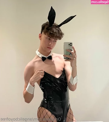 angelicboyofree [ angelicboyofree-2 ] - I ve got some fun content ideas for you guys