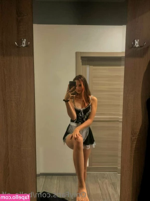 bella_elf [ bella-elf ] - Check ur messages RIGHT NOW for the rest of the NEW content I just