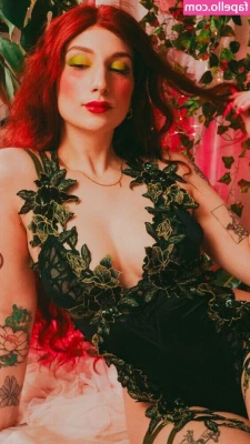 Marinadove - Welcome to my page  Here you will get all the booty pics your heart