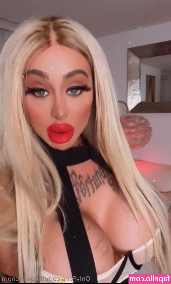 theavavenom - Packing up for VEGAS!!! Thank you for the video requests! I