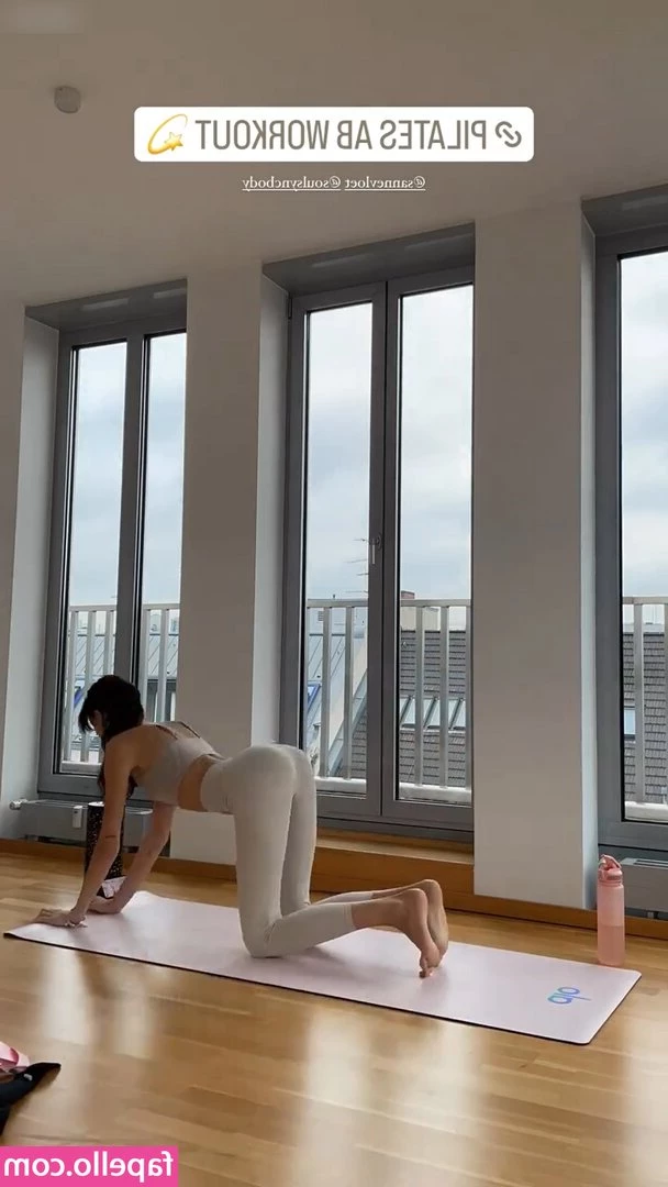 Celine Bethmann [ celine-bethmann ] - Wet it up