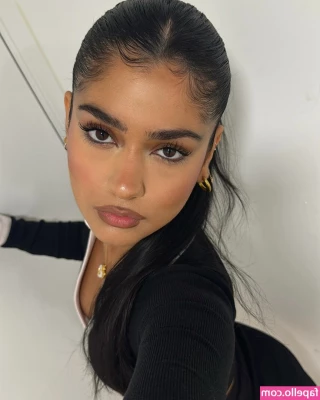 Naaz Torbati [ naaz-torbati ] - I m Horny Bae