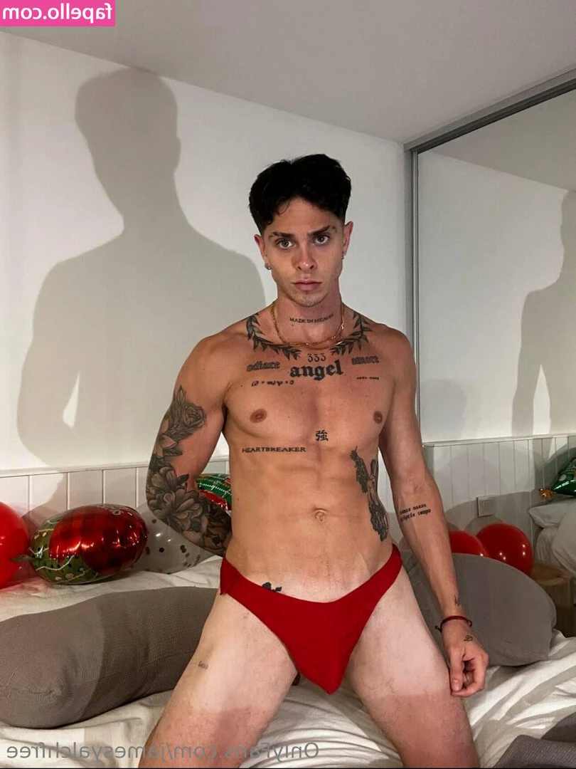 jamesyalchfree [ jamesyalchfree-1 ] - Finally got all the lingerie I ordered when this whole thing started 