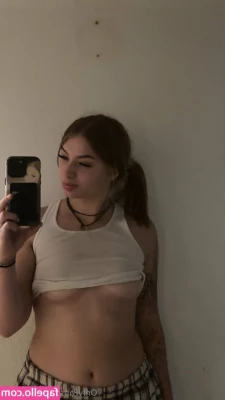 dreuhhh - It s definitely hot girl summer