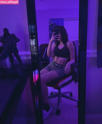 DpsDeku [ dpsdeku-2 ] - So @johnnyhxcmedia has told me that he would like to fuck my arse.