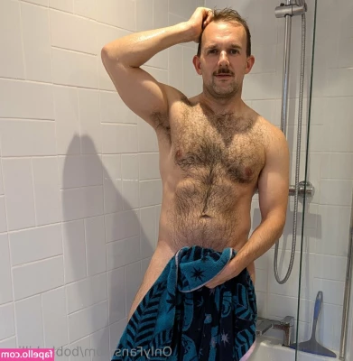 bobbybilling - Who wants to help me take this off