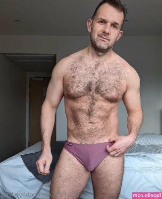 bobbybilling - My ass looks so beautiful in this erotic outfit  and from this angle 