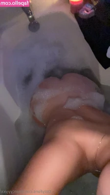 mercyyyxx - can t help myself but need to masturbate now wanna join and stuff my