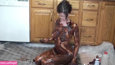Indigo Augustine [ indigo-augustine ] - Jazzed Up Protein Shake   It s hard for me to keep weight on so it is