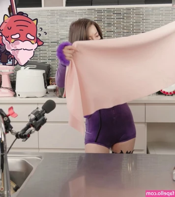 OniGiri - Do you want to suck them?🫦