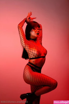 lili1604 - If u n my DM talkin out the side of ur neck  prepare to b booted 