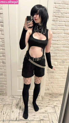 avemylissaa - Touching my butt makes me wet. 💦